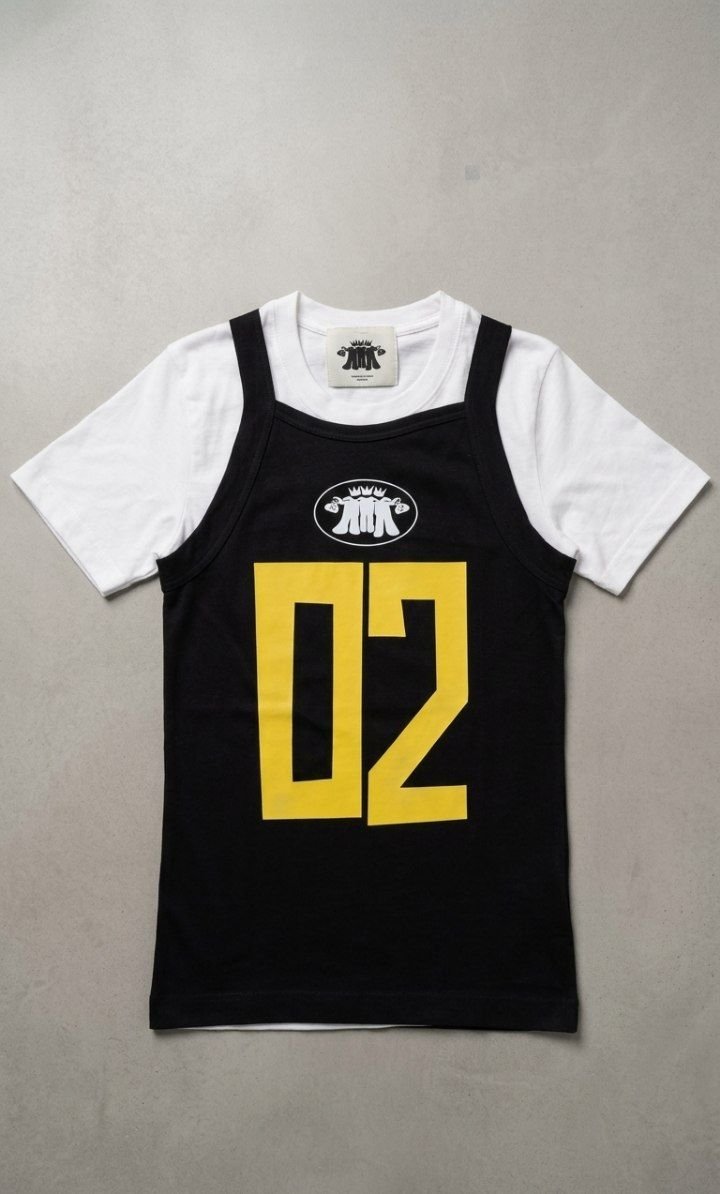 02 Tank in black with yellow 02 print, flat lay