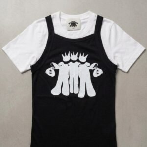 BB Logo Tank in black, flat lay