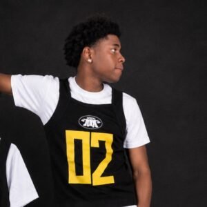 Rahmany11 in profile wearing the Bloody Boys 02 tank